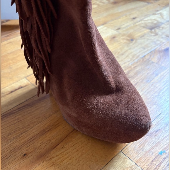 Steve Madden suede knee high fringe boots - Picture 6 of 10